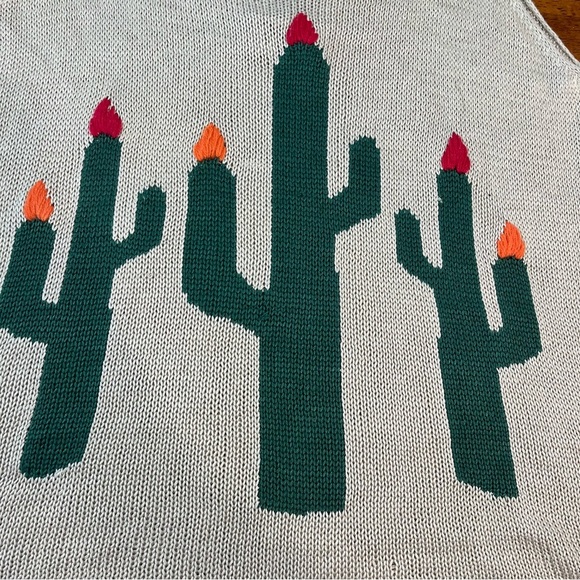 Show Me Your Mumu cream green cactus crochet tank size medium - Picture 2 of 8